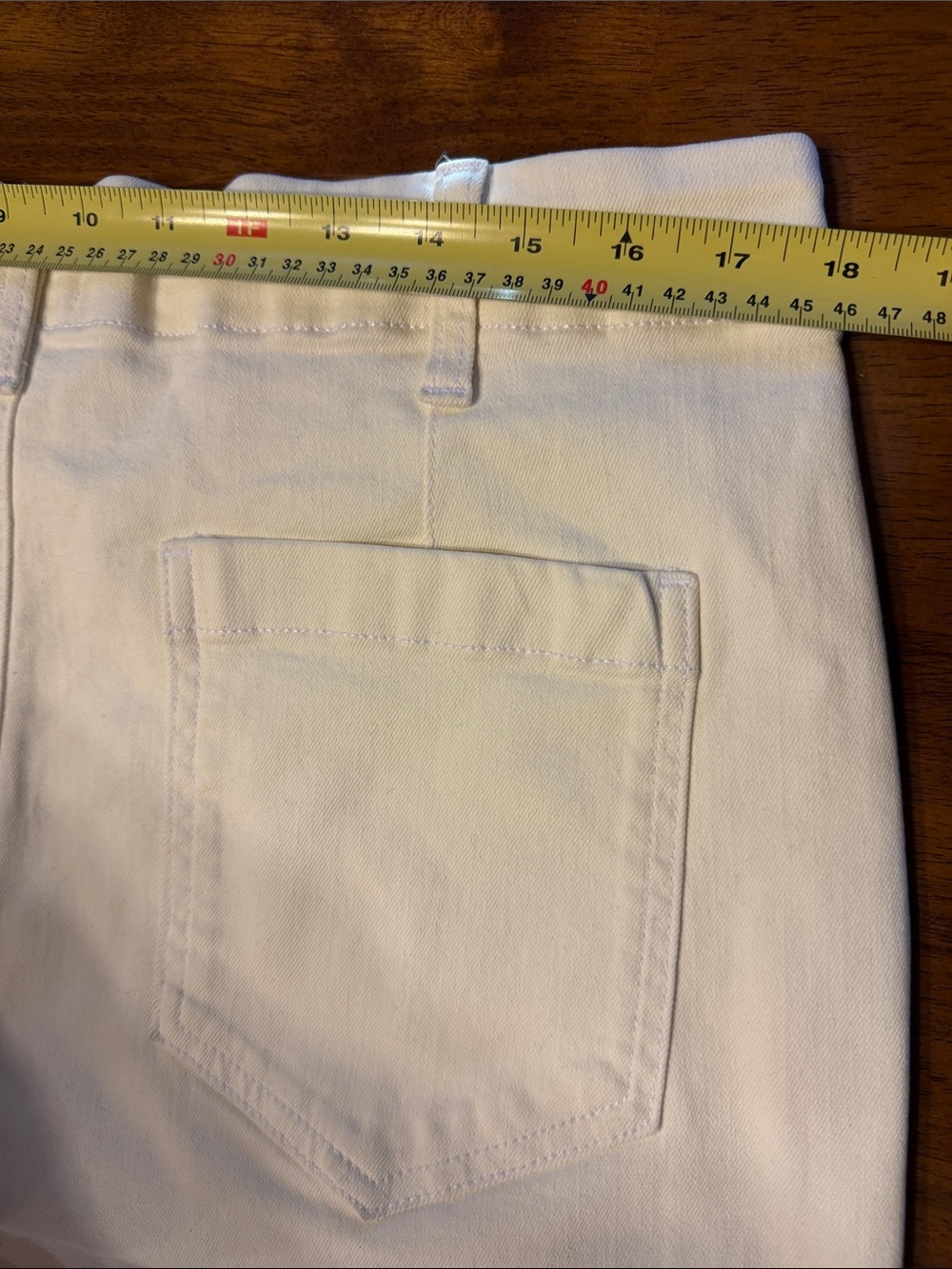 NWT High-Waist Button-Fly Women’s Jeans in Cream - Picture 8 of 9